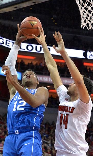Seven-foot Mahmoud making presence felt for No. 12 Cardinals
